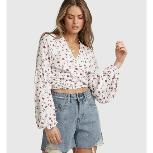 Billabong x Steph Collab NEW Claire Smith Sweet Soul Wrap Top White Size XS - Picture 2 of 11